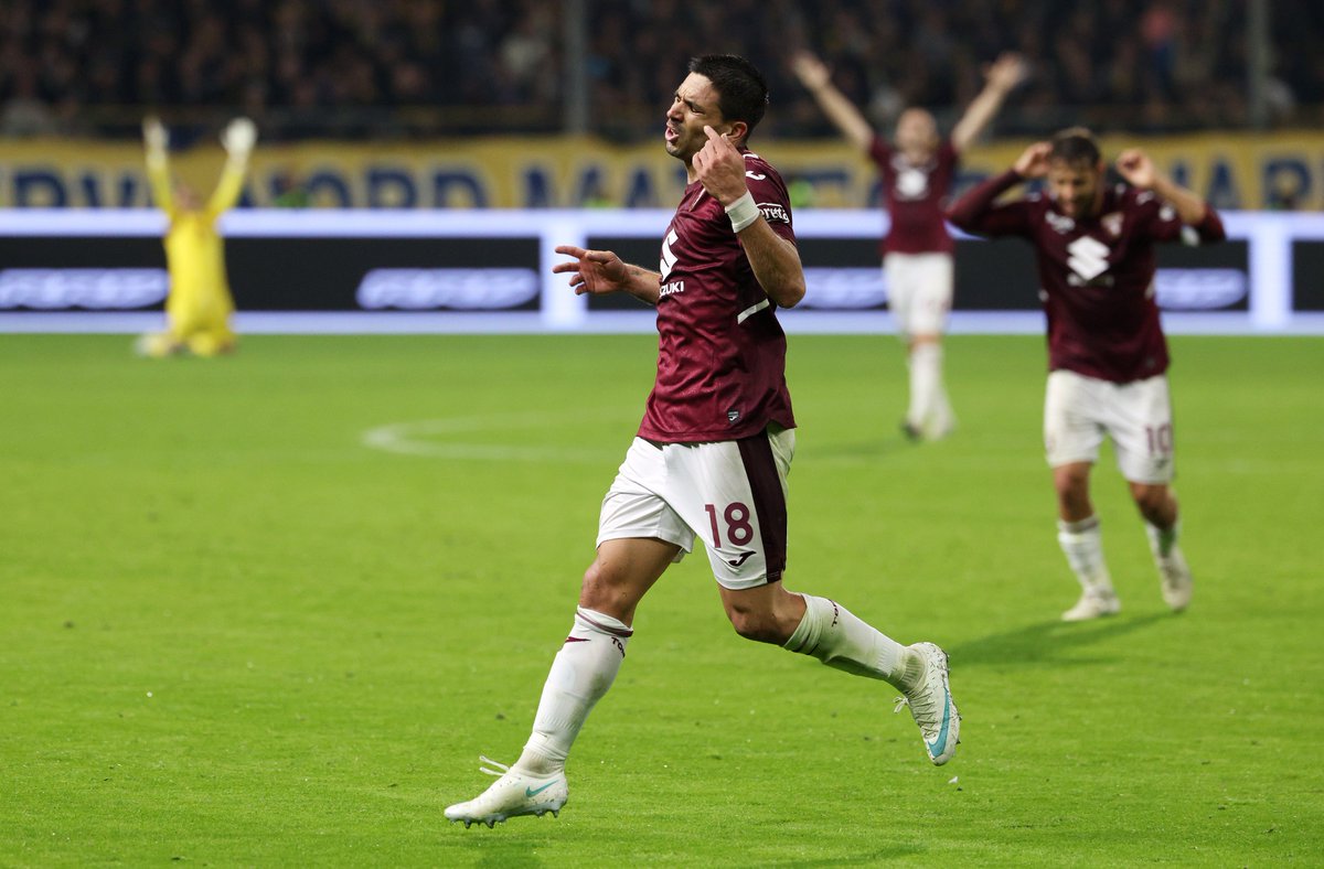 SerieA_EN's tweet photo. Watching this man's brace on repeat 🔁

#ParmaTorino 0-3 https://t.co/snKtOKjIEV