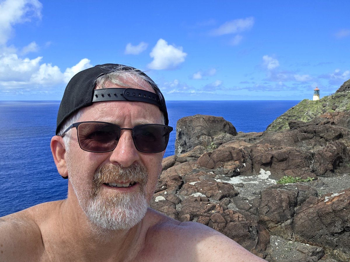 therealmrbench's tweet photo. On behalf of Canada, I made the sacrifice of flying on a FULL Air Canada plane from Vancouver to Honolulu.

Apparently I wasn’t the only Canadian making this sacrifice.

Made sure to keep my elbows up and push the policies Canadians expect.

Asked shops why they didn’t have Pride stickers in their windows.

Why the bathrooms were clearly marked men or women. No guessing required.

And why the Pride Parade was only a short period on a Saturday during “shoulder season.”
Only part of one day? Not a whole month?

Had conversations with former military. Made sure they knew we were Canadian.
They still wanted to talk to us.

Americans were even offering condolences to our military from Wainwright. They’d seen it on their socials and in the news.

There I was, keeping my elbows up, and they had to go and show they cared.

Asked why their gasoline was about the same price as Vancouver when they have to import all their oil.

Wondered why I wasn’t seeing open drug use on the streets and beaches.
Where was all the “safe supply”?

People were friendly and talkative. Especially in stores.
They actually offered to help.
Orders were correct.

Made sure to keep my elbows up. Can’t let this kind of treatment weaken my commitment.

Drivers must have known we were Canadians in our rental. They even gave us room on the roads.

I’ll keep investigating from the beach.

For Canada.