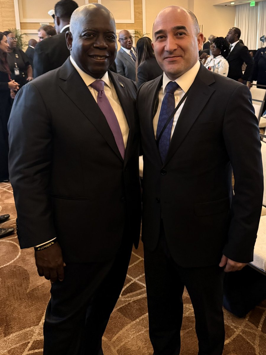 RuslanRzayev_'s tweet photo. Delighted to be back in The Bahamas for #DiplomaticWeek2026. Pleased to greet Prime Minister Hon. Philip Davis @HonPhilipEDavis and Foreign Minister Frederick Mitchell @FredMitchell242. Looking forward to a productive engagements.
๐ฆ๐ฟ๐ง๐ธ https://t.co/olg1311XJF