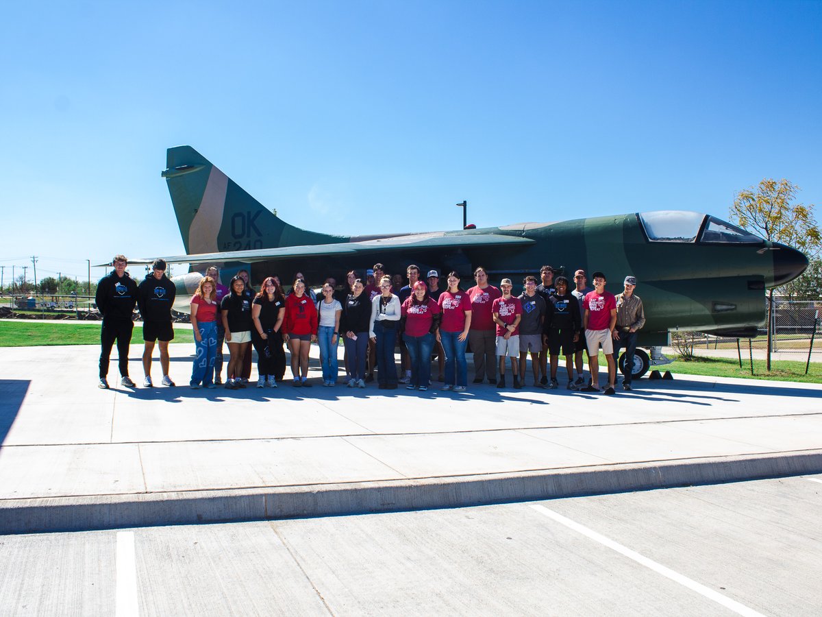 Seminole_State's tweet photo. SSC President's Leadership Class students recently toured the Oklahoma National Guard Museum, exploring the state's military history. During the visit, students also met with Seminole City Attorney and Oklahoma Army National Guard Brig. Gen. Brad Carter. https://t.co/XfD7y90E8x