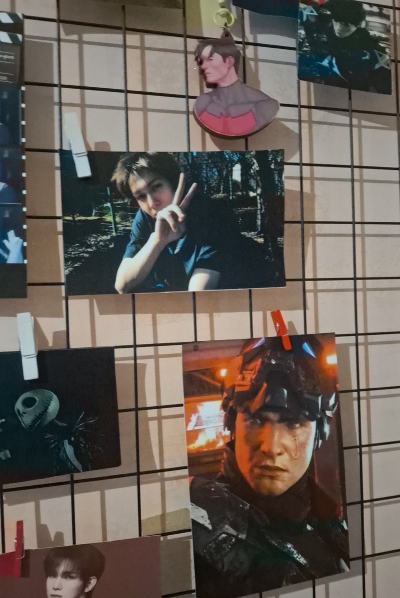 shadow_todd's tweet photo. Minha vó perguntando se era meu namorado. 😔 fiquei mal https://t.co/Veo4tLisou