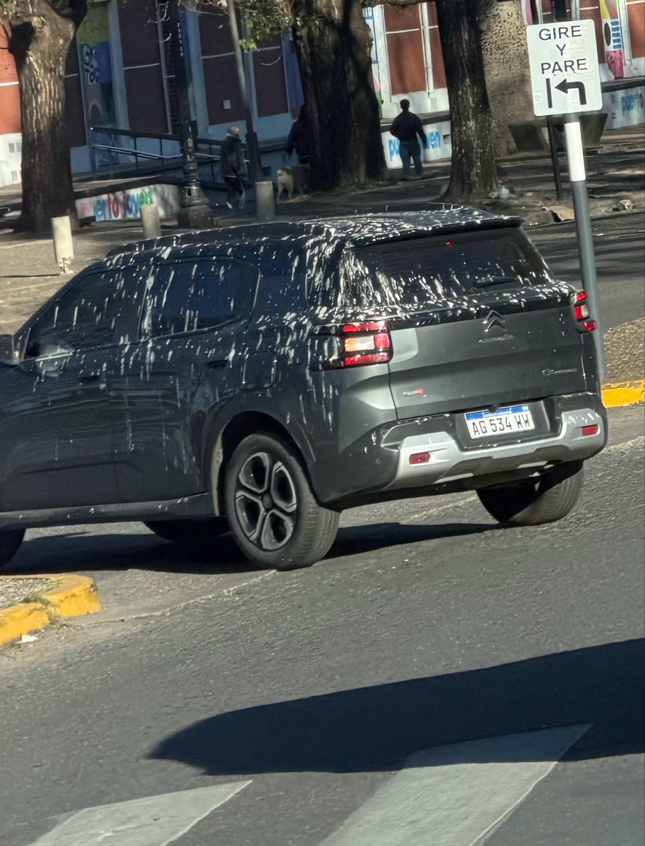 maxibagilet's tweet photo. vivís en el centro de rosario?
si! como te diste cuenta? https://t.co/JwFJfp9ZKr
