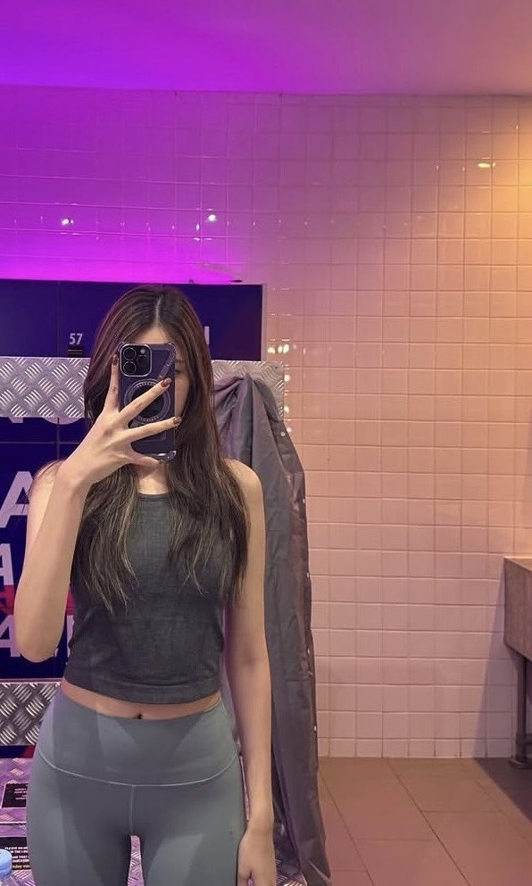 lostllyy's tweet photo. https://t.co/mBJIjT23si