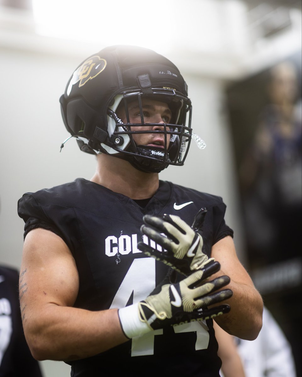 CUBuffsFootball's tweet photo. rep by rep https://t.co/KH4KVQUqs3