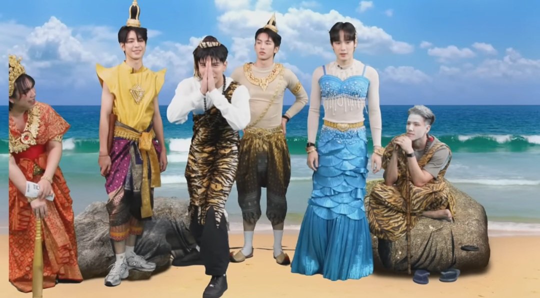 ninggnapat__'s tweet photo. ปกโคตรเท่ แต่พอเข้าไปดูละเกือบตาย5555544444444455555555666676555555555555 กุจะสิ้นชีวิต

#sea_ta_lay , #keenkeno https://t.co/4ma7gRTcUi
