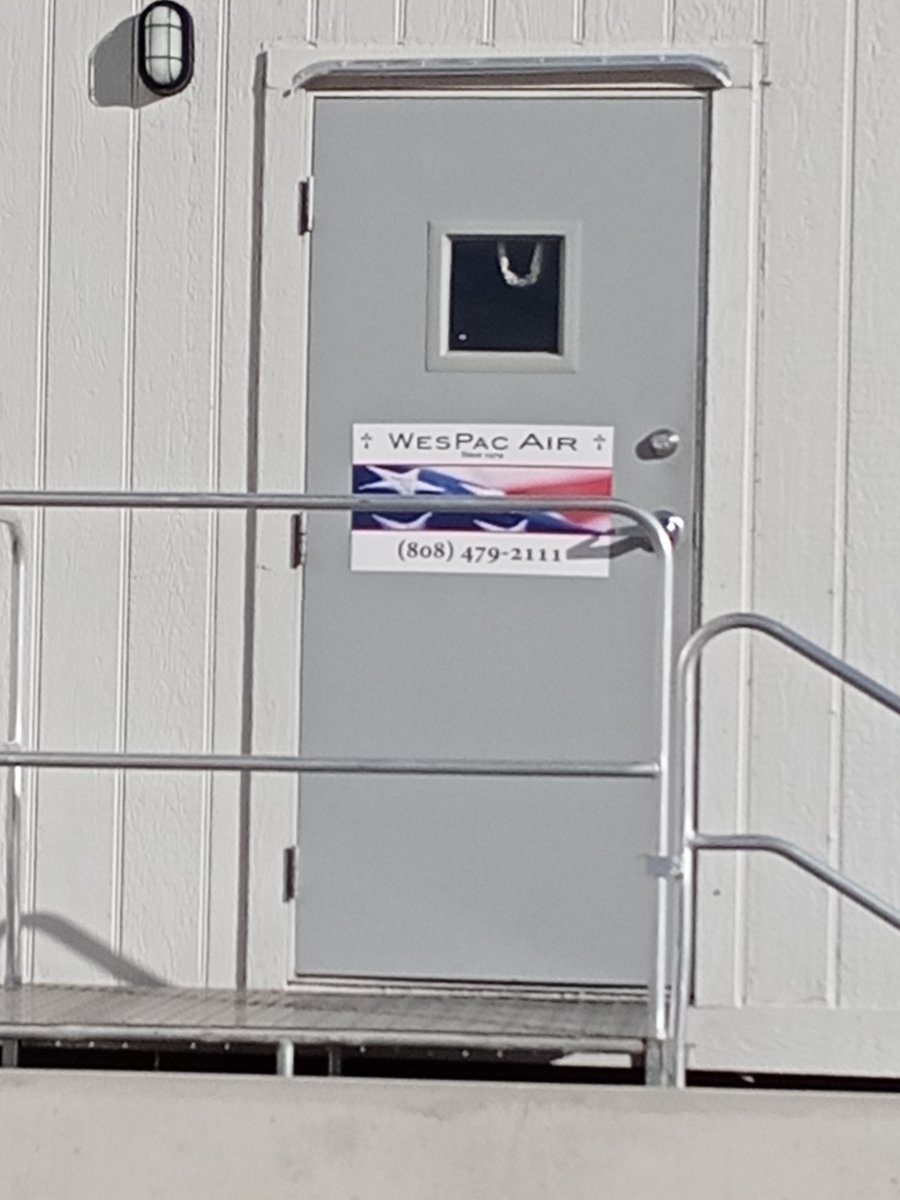 Cortjestor's tweet photo. @ERODenver Come visit DIA someday. This place near UAL hangar does aircraft polishing. With an all Somalia crew. Never heard a single one speak English. Walk up and down the terminal, nothing but Muslim cleaners, handicap assistance https://t.co/Phahpo3A5n