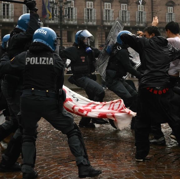 Marxist777's tweet photo. What is happening in France, Albania, Spain, Italy and all over the world is capitalism in crisis.

The old world is crumbling, and the ruling class is desperately trying to stay on the stage of history.

This is a class war. Don’t let the reactionaries tell you otherwise. https://t.co/jZbrFtdzL9
