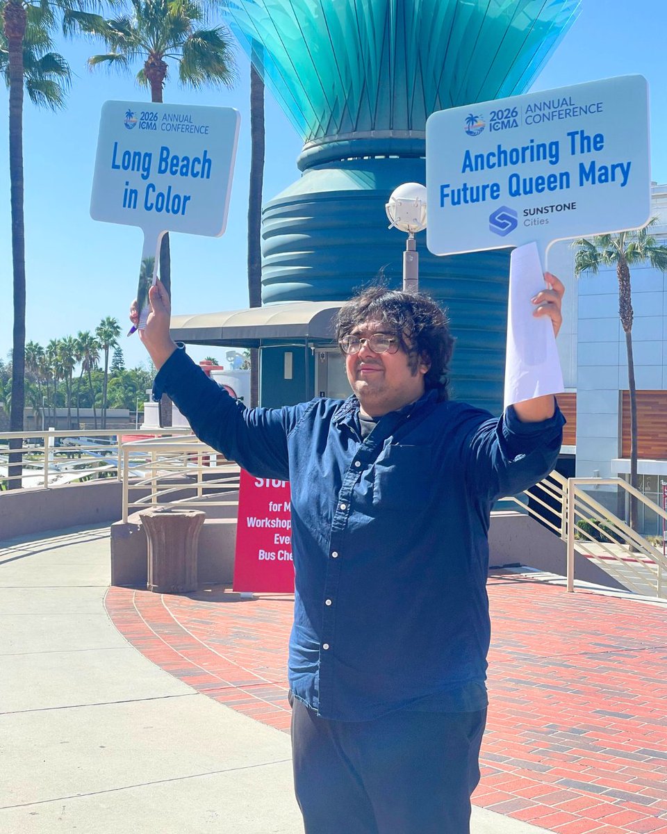 LBEconDev's tweet photo. Our Waterfront Development Team today hosted a workshop at the annual International City/County Management Association (@ICMA) conference all about the history and future of the @TheQueenMary! 🚢 https://t.co/ozmA5WWkvr