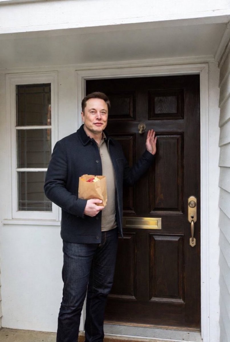 ZehBanga's tweet photo. If I showed up at your doorstep with your favorite snack…
would you invite me in for a coffee? 🥺🍪

A. YES
B. NO

Be honest.
Only A or B. 👇🔥 https://t.co/DYvruSVDvi