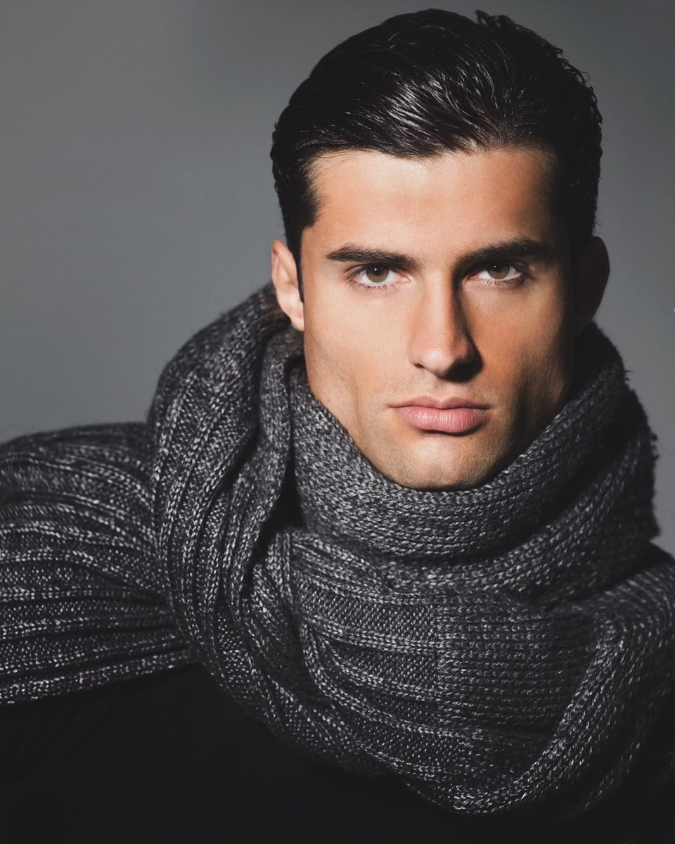 MrInterSpain's tweet photo. Photoshoot for @daaniiaguirre  by @vigonarte 

Model 
@daaniiaguirre 
Photo
@vigonarte 
Location
@estudiocreativovigonarte 
Direction
@misterworldspain 
@nuestrabellezaespana 
@misterinternationalspain 

#men #mister #spain #mrworld https://t.co/YRlTaizLZ8