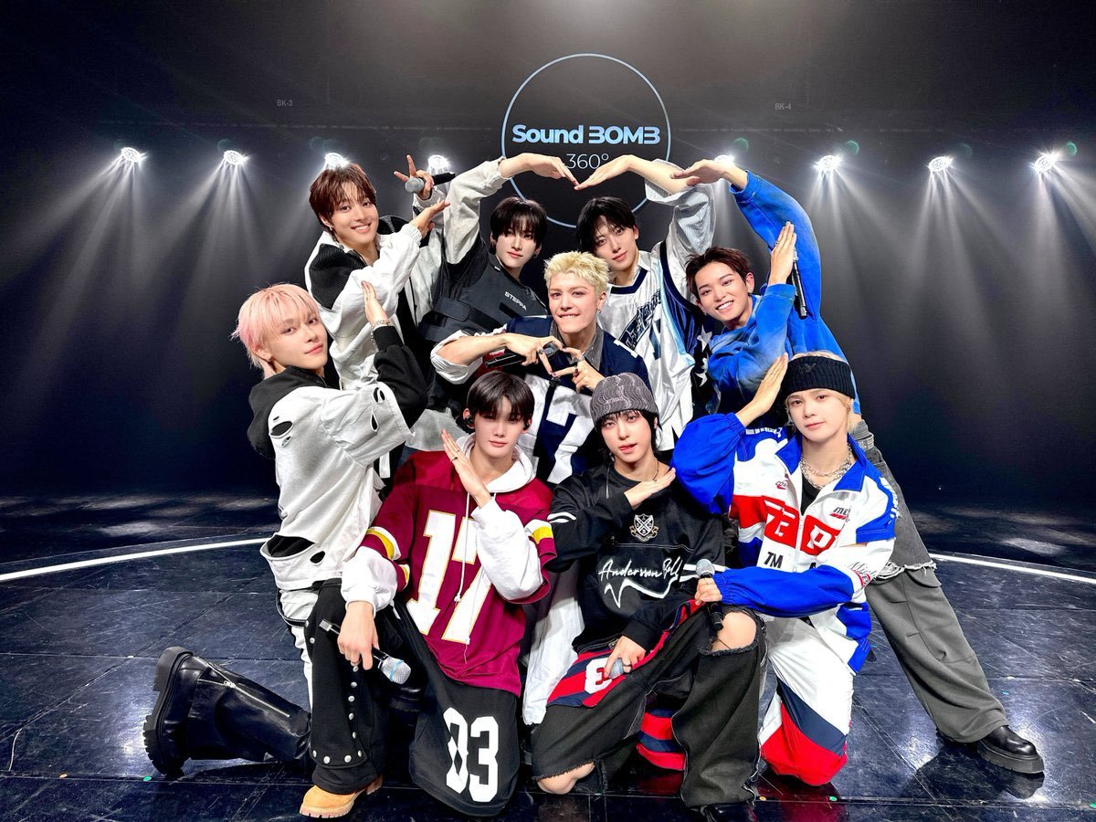 DKHDY0CJVG's tweet photo. I vote  #andTEAM for Fan’s Choice Male at #2026MAMAVOTE 

2枚目はvivi_magazineさんの動画から！
なんか戦隊ヒーローぽい？ポーズになる人もいて面白い( ᐛ) https://t.co/QhA96i1qo0