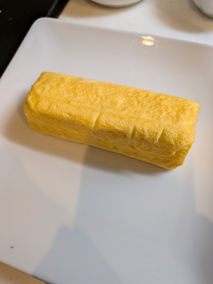 necopush's tweet photo. おはようございます。
本日もピロピロ感があります。 https://t.co/lXSBjfg5qo