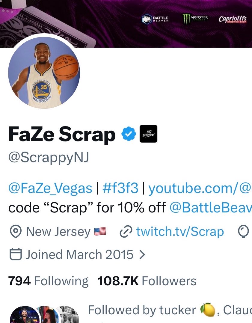 FaZe_Vegas's tweet photo. 😂😂😭 https://t.co/dTPpVHOQil
