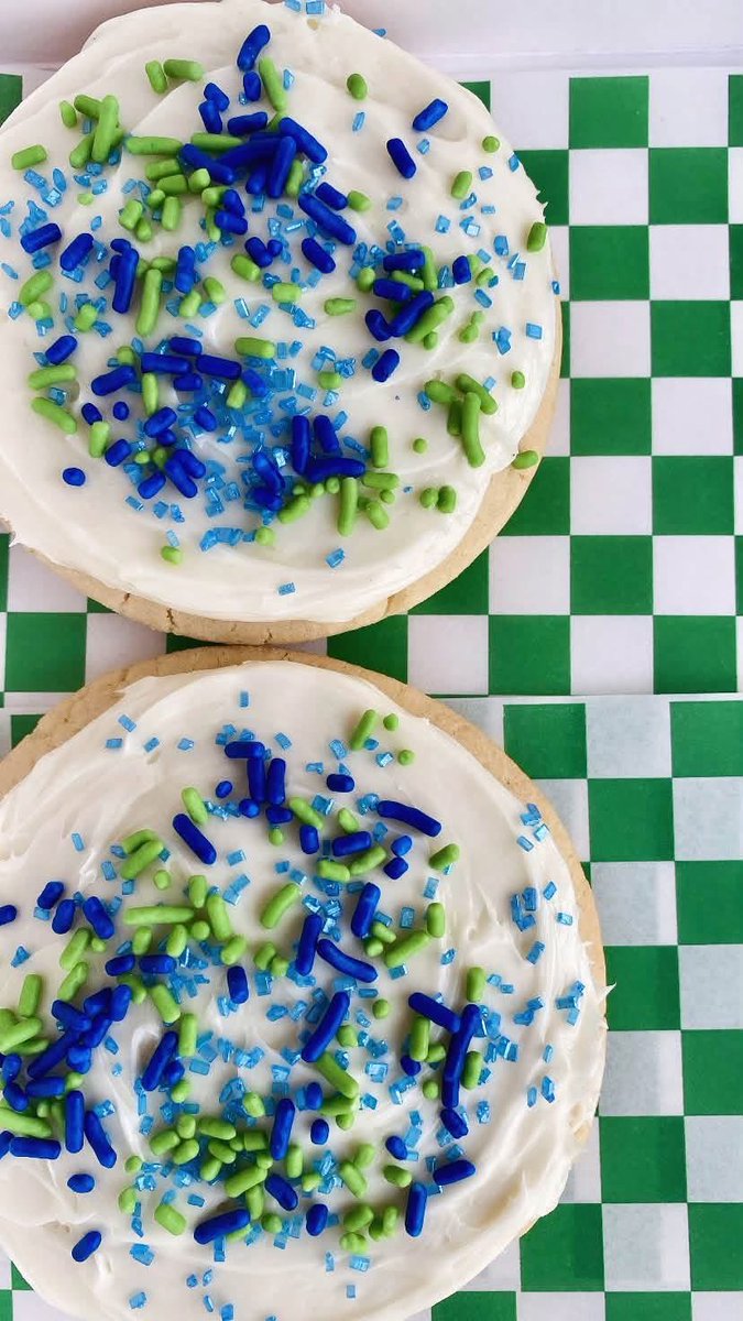 StephMarie___'s tweet photo. @Seahawks Treats I bake! #Seahawks https://t.co/B6LGioUCQ1