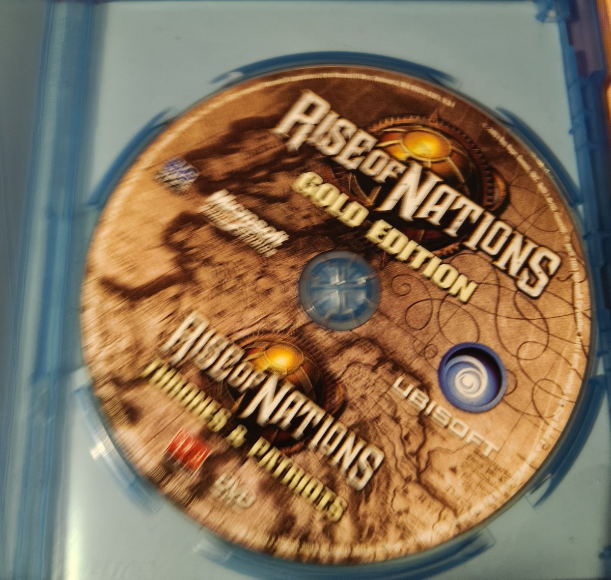 uketiddy's tweet photo. I found this game on an ocean documentary disc case,imma try it and update . https://t.co/FQQXVl8bow