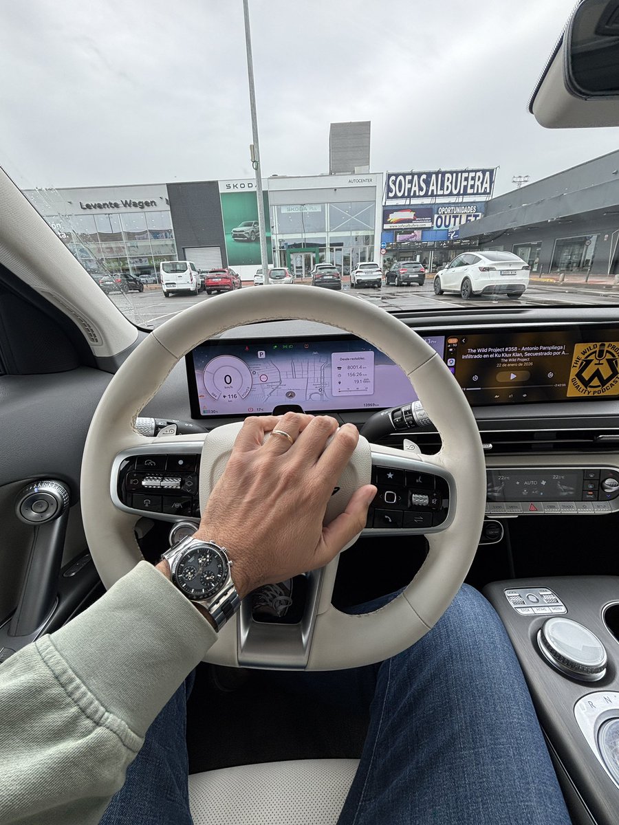 AdalidMotor's tweet photo. Os lo voy a poner difícil con este eléctrico que estoy probando.

¿Marca y modelo?

Es de los mejores EVs que he probado nunca https://t.co/s3YiTgAvqZ