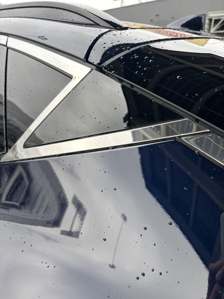 AdalidMotor's tweet photo. Os lo voy a poner difícil con este eléctrico que estoy probando.

¿Marca y modelo?

Es de los mejores EVs que he probado nunca https://t.co/s3YiTgAvqZ