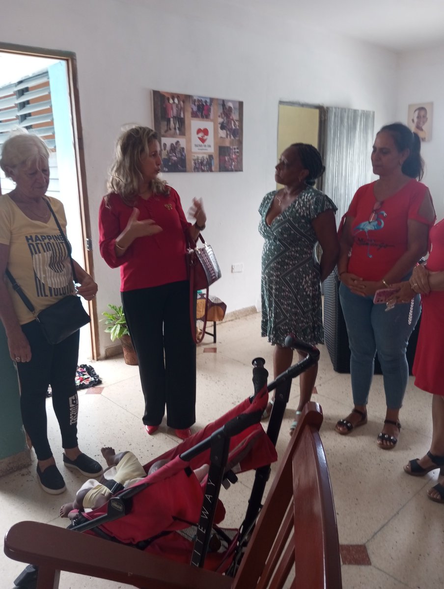 DtorprovEduMtz's tweet photo. Realiza la ministra de educación recorrido por centros de la provincia de Matanzas, fructífero intercambio con trabajadores del hogar de niños y círculo infantil Los Duendecillos.
#MatancerosEnVictoria
#CubaMined https://t.co/vJvuyfBCbQ