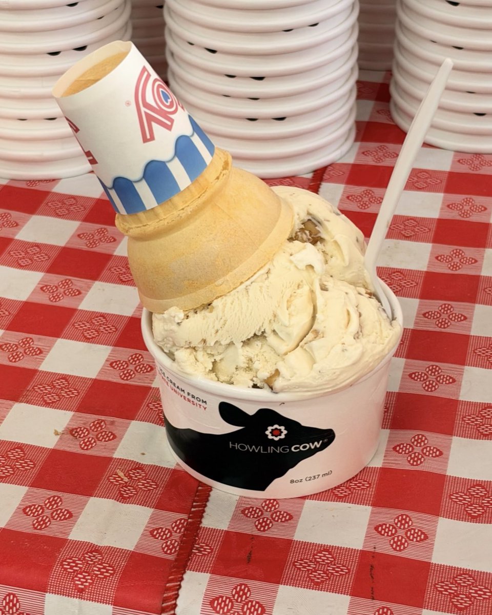 NCStateCALS's tweet photo. NC State 🤝 N.C. State Fair. 🎡🙂‍↕️ https://t.co/3rIew9QkWV