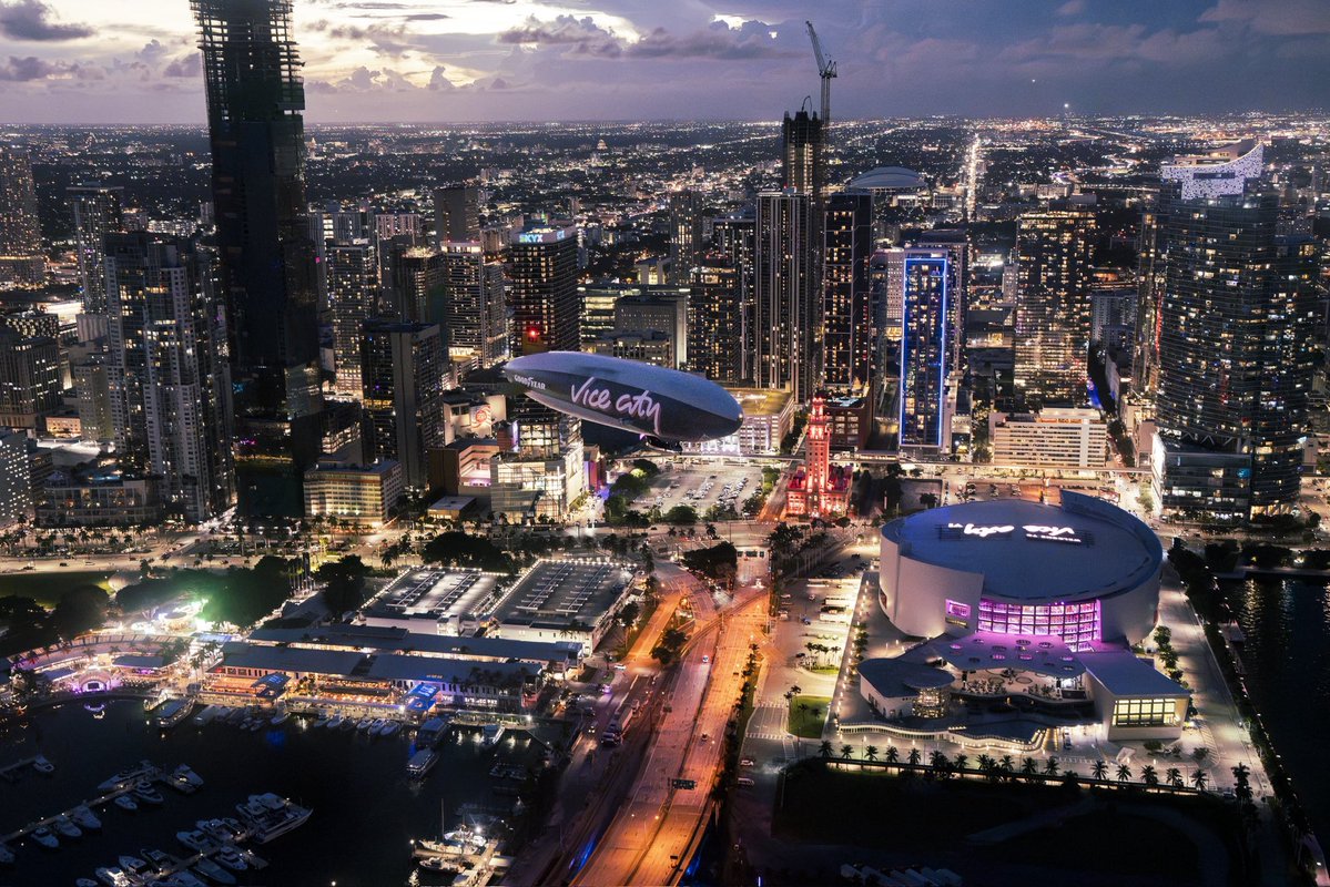 TheMiamiGuide's tweet photo. GTA VI is taking over Miami's skies 🌴 The Vice City blimp flies Oct 20–25, then back for NASCAR, the Heat's Vice City night &amp; Dolphins-Jets. https://t.co/DW0rBn84OI