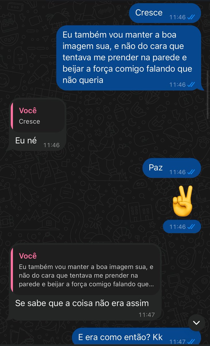 gmelvianna's tweet photo. Talvez ter dedo podre seja algo que eu e o Minerva temos em comum. 
Mas sobre você, em vez de ficar puxando hate para alguém que eu parei de falar aos poucos por ir percebendo o que rolou e ir ficando com NOJO, eu tinha guardado para mim para te preservar. https://t.co/f3mknwi5JE