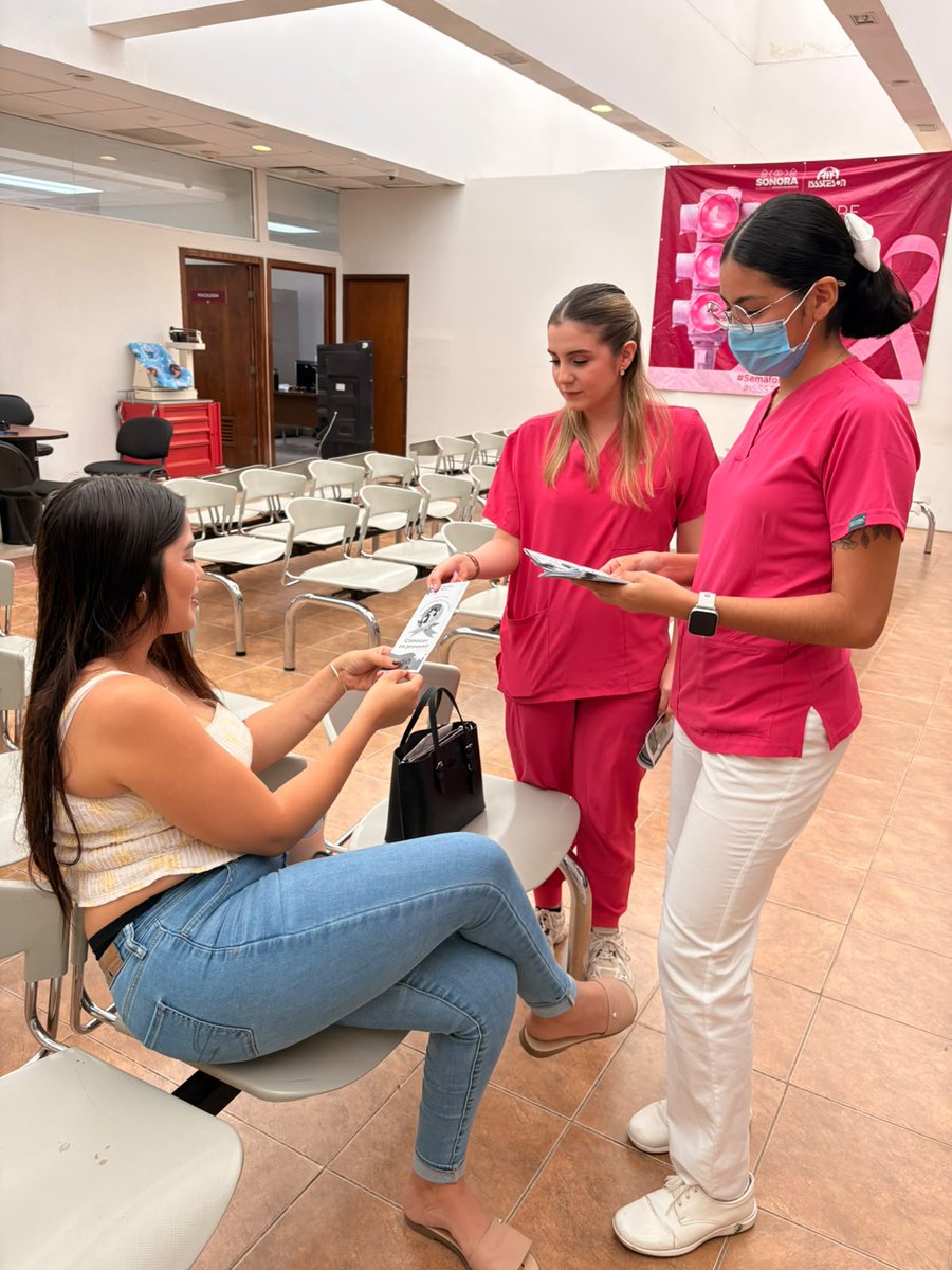 IssstesonGob's tweet photo. 🎀 Con el apoyo de becarios en Navojoa, #ISSSTESON ✅ desarrolla acciones encaminadas en la promoción del combate del Cáncer de Mama y del Cuello Uterino entre la población derechohabiente, generando confianza y brindando apoyo en la lucha 🥊
#JuntasYJuntosContraElCáncer 🙌🏻 https://t.co/vQiIALPZti