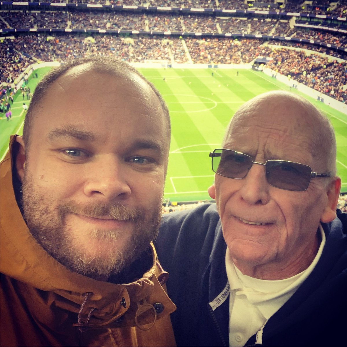 Ryan_Langley's tweet photo. That win was for my Dad who sadly passed away last night holding my hand to his last breath. I’m Spurs because he was Spurs and he would have enjoyed them goals tonight. #COYS https://t.co/WzaKAGtxlL