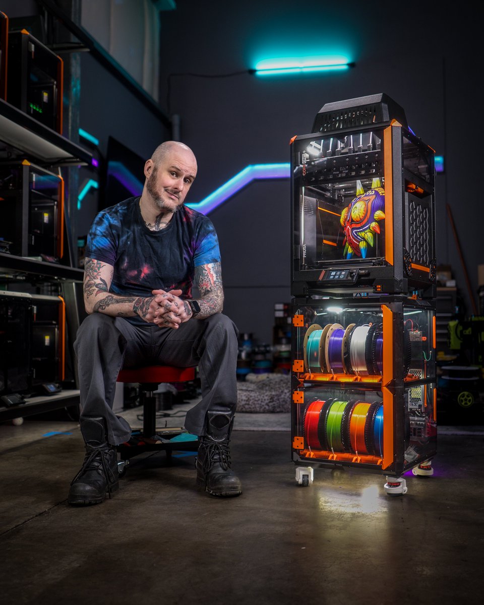 MandicReally's tweet photo. 8 Tools, 8 Spools, 1 TOWER OF POWER! Just posted the video of building out my @Prusa3D Core One w/ @BondtechAB 8-Tool INDX atop a @LDOmotors INBXX build. I've got custom filament drying, lighting, &amp; mods a plenty on the box &amp; Core One! Check it out now on my channel. #3dprinting https://t.co/nwAsjMmT7Q