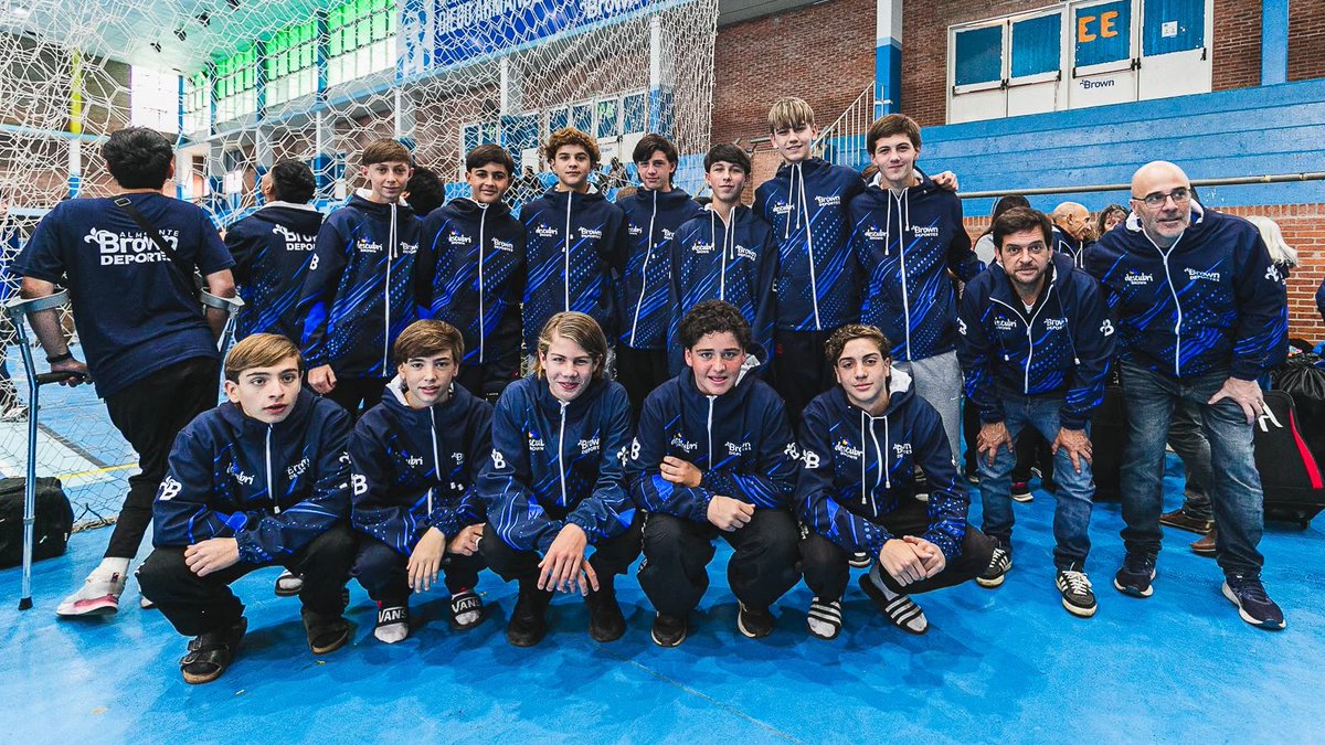 CascallaresPJ's tweet photo. 🥇🏆 Como todos los años acompañamos a las y los brownianos que participan de las finales de los Juegos Bonaerenses en Mar del Plata.

En la última edición Almirante Brown logró un desempeño histórico al ubicarse en el segundo lugar del podio detrás de General Pueyrredón.

Como decimos siempre, en nuestro distrito el deporte es una herramienta para la inclusión y la igualdad de oportunidades.

#BrownConVos