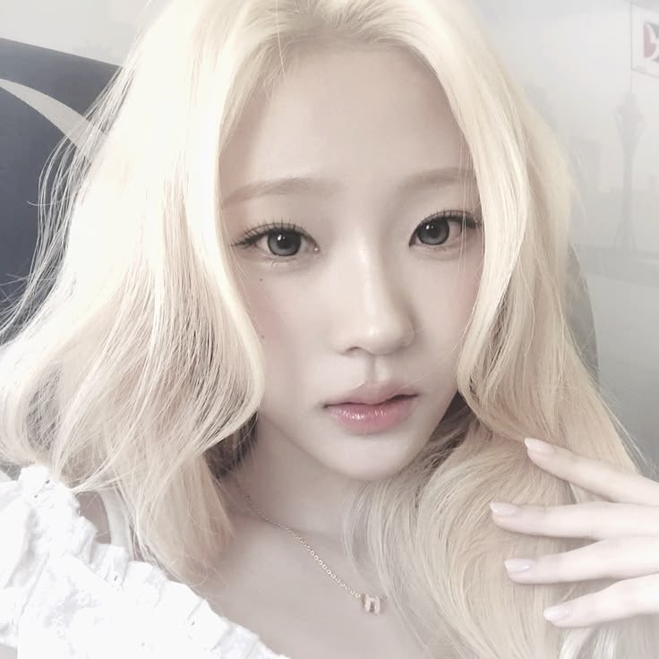 cinaerio's tweet photo. 🪽   ꣑ৎ   ꒰    aeri's    intro   ꒱    
     O9'    she  ∣  her   ,   gbmi  :  13  
                     #edrtwt  ୨୧ 
      ౨ৎ     ♡︎／↻  ²  be moots https://t.co/EMxybIAPnB