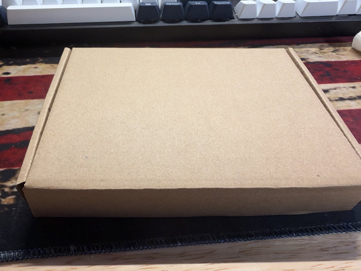 TheCouveCards's tweet photo. Packaged up a card today. One must protect the slab. If you sell, don’t go cheap on protecting what’s inside. Enjoy the K9. https://t.co/22Epp5qgQz