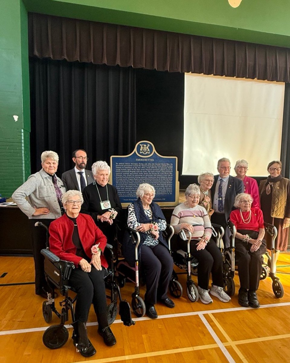 ONheritage's tweet photo. Today, the Ontario Heritage Trust unveiled a new provincial plaque to commemorate them — the Farmerettes who planted, cultivated and harvested fruit and vegetable crops from 1941-52.

Read the full media release: https://t.co/n0CExGpnv7 https://t.co/jhLEK65LqC