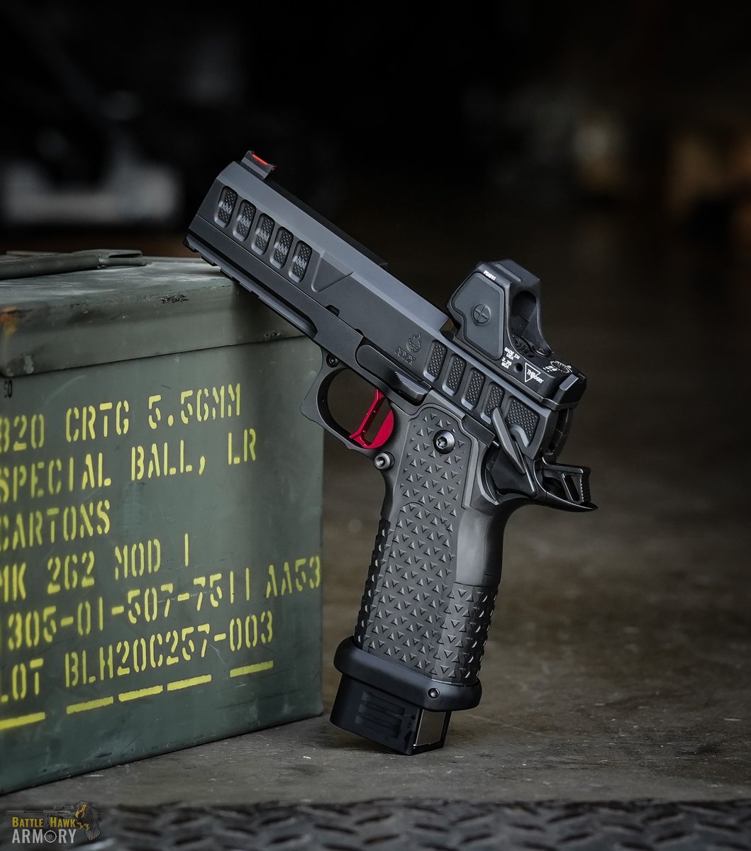BattleHawkArmor's tweet photo. From carry to competition, the Nyx has you covered

- Atlas Gunworks Nyx V3
- Trijicon RMR HD

https://t.co/qA5EiKa4zB https://t.co/guB0V9UtzG