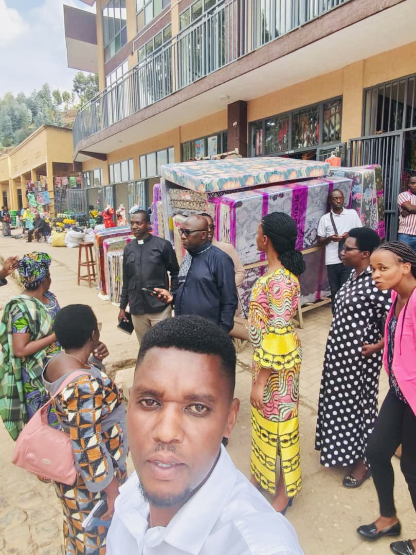 ShyogweDiocese's tweet photo. On 19 October 2026, Madam Rose KABAYIZA led an @ShyogweDiocese delegation on a study visit to @KigemeDiocese sharing experiences in health, education, Mothers’ Union, evangelism and community development. The visit strengthened collaboration &amp; fellowship between the two dioceses. https://t.co/4btxpZuPUj