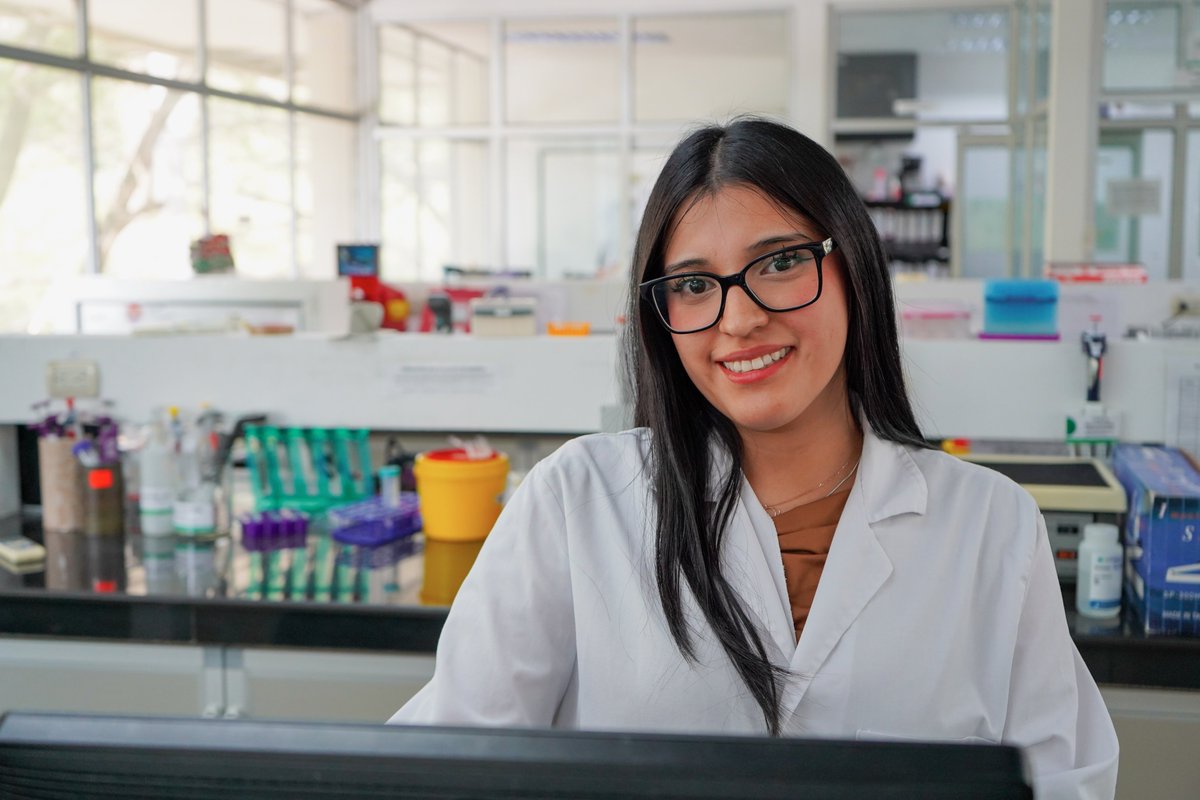 fcvespol's tweet photo. 🌍🔬🇪🇨🇪🇸Recibimos a Milene Vera, estudiante de la @uvic_ucc (España), quien realizó sus prácticas en el laboratorio ENBIDIA junto al Dr. Washington Cárdenas en biología molecular y artrópodos de suelo.

📄Nota completa https://t.co/3kapMUNRU9

#ESPOL #FCVESPOL https://t.co/WTCWuWsBGT