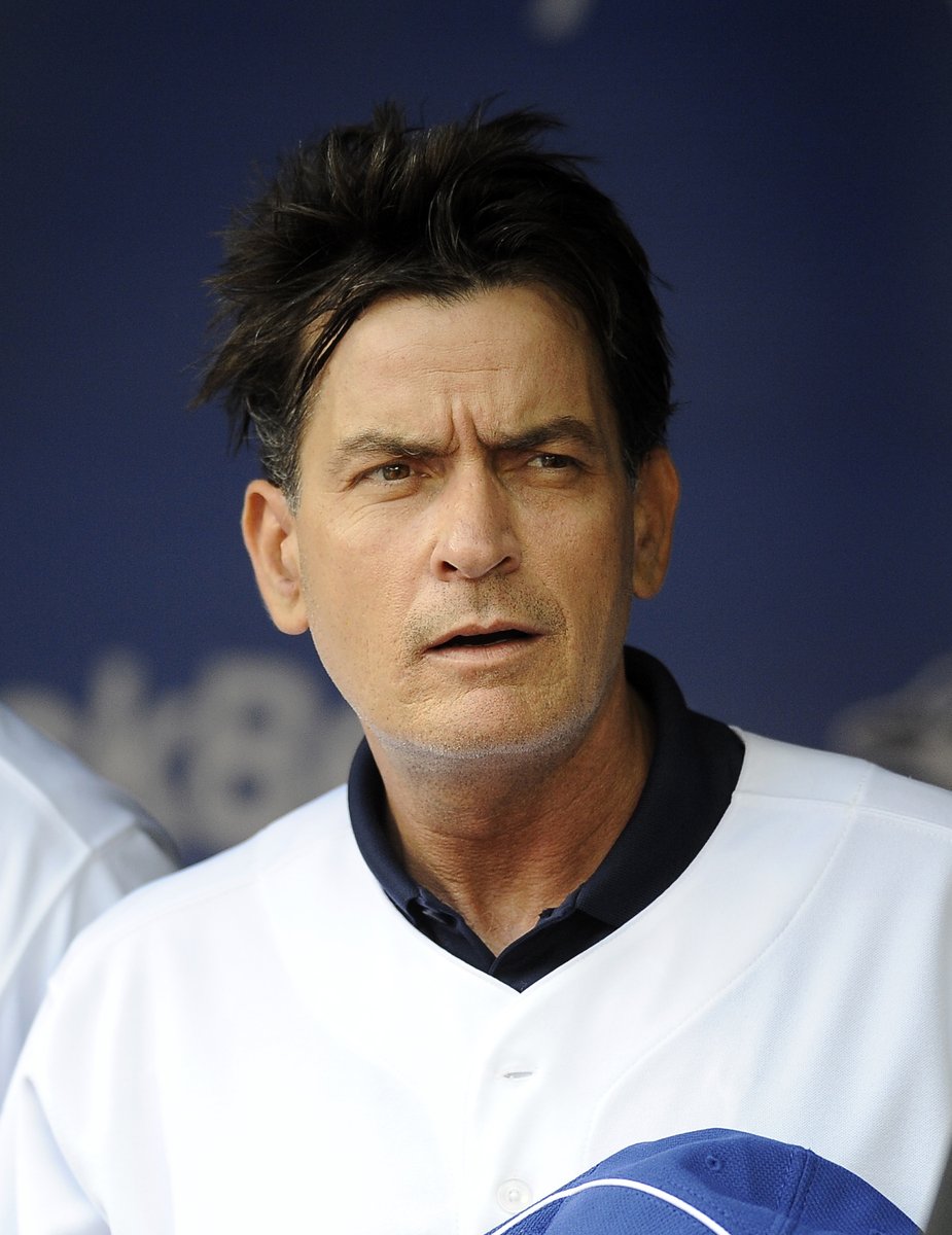 ComplexBets's tweet photo. ⚾️ 83.3% of money at Fanatics Sportsbook is on Tampa Bay to knock out Cleveland tonight ...

Chat is it time they call on Wild Thing??

(📸: Getty) https://t.co/Q0iNpdGQbA