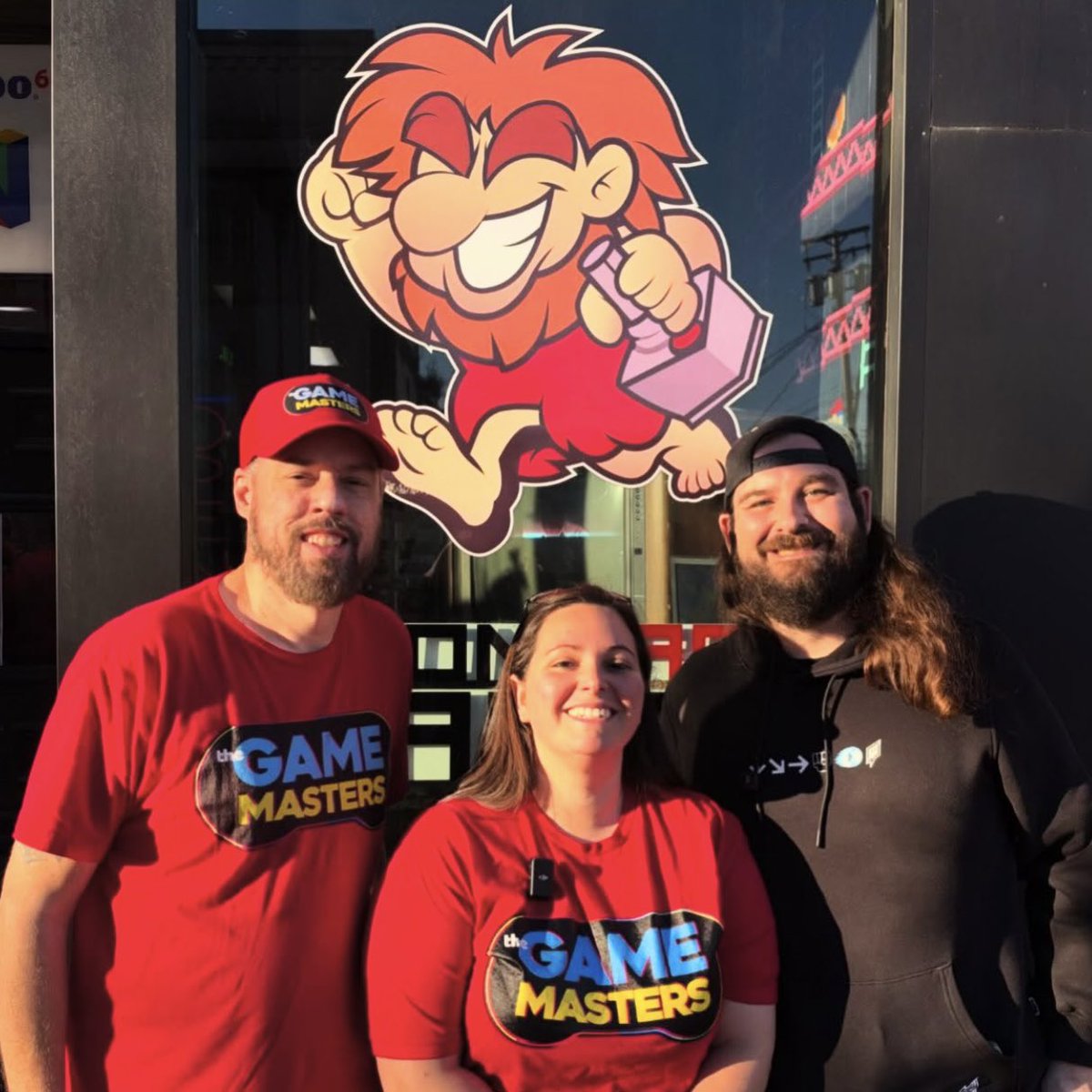 GamerAhmer's tweet photo. Such a blast exploring some of the game stores in OHIO! Wild Card Video Games! Hilltop Retro. Stone Age Gamer! #videogames #retrogaming #stoneagegamer #wildcardvideogames #hilltopretro @StoneAgeGamer @GamerAhmer @thetechbuzz @MillennialOhio https://t.co/XWAfV5nYjG