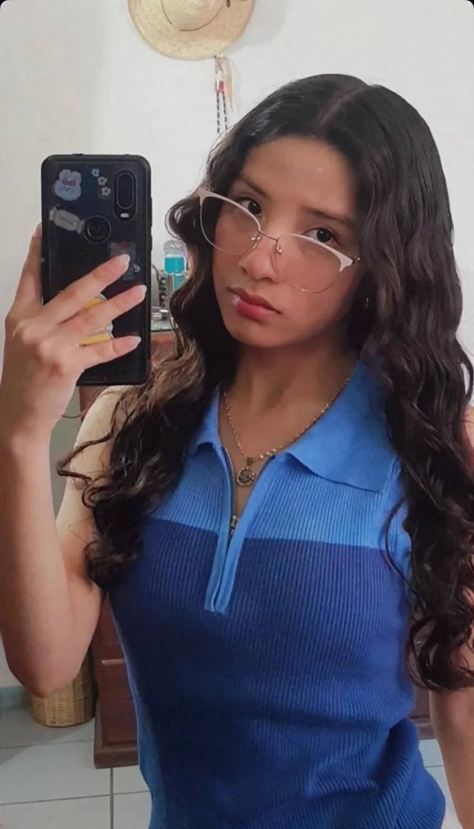 DanielaSoflpz's tweet photo. De que tengo carita? 🥺🔥
Por cierto me han pedido telegram, quieren que habra un grupo? https://t.co/mL7JkOiqs1