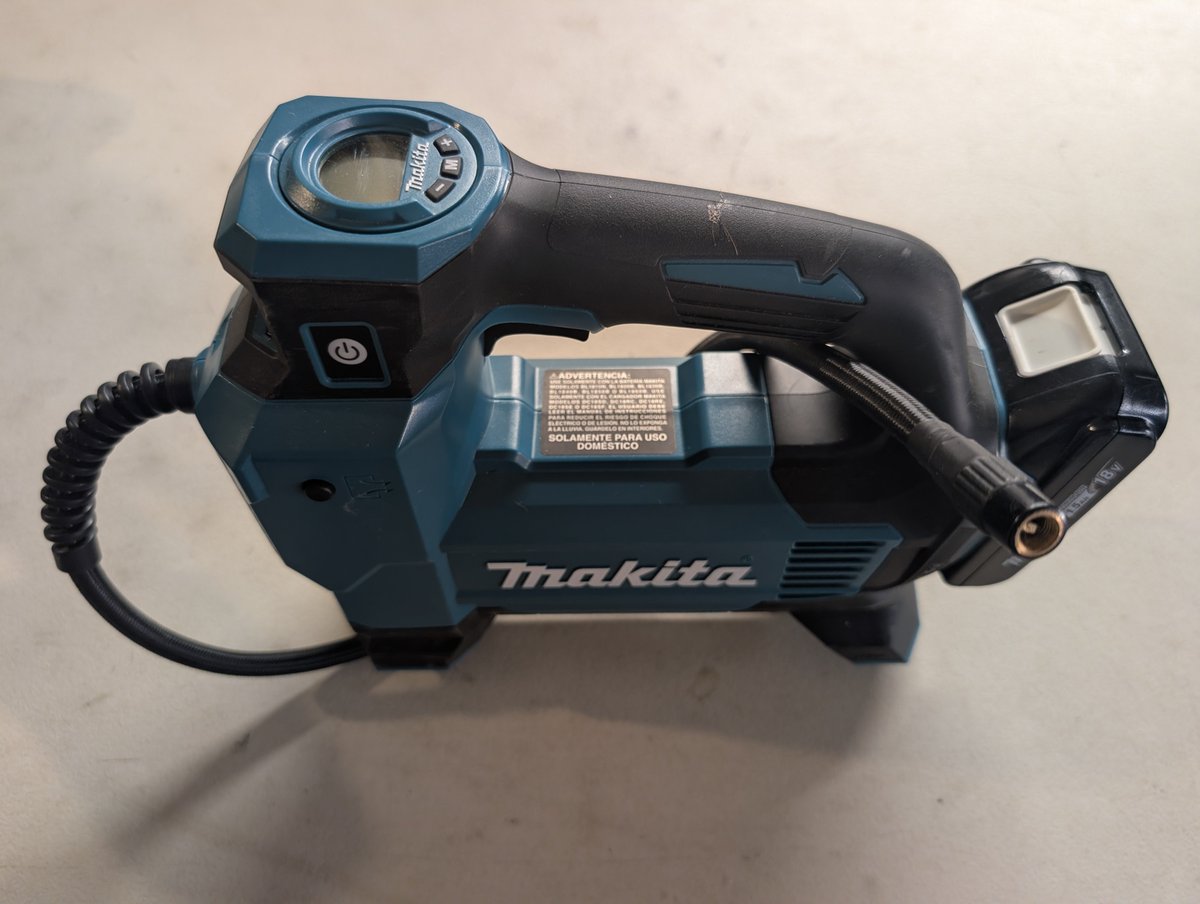 CyberDogDaddy's tweet photo. Keeping trailer tires aired up means safer towing and longer tire life. Makita 18V LXT cordless high-pressure inflator hits 160 PSI with auto-stop and three speeds—no cords when the Model Y is parked. #ad
https://t.co/gwvpFL3Eye https://t.co/Npy06WGxPt