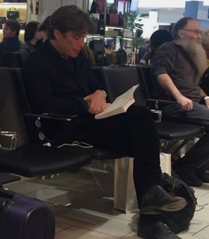 Prime_Asthetic's tweet photo. A man who reads while the world waits. That's a different kind of luxury. https://t.co/zrW8Uwc7Bv