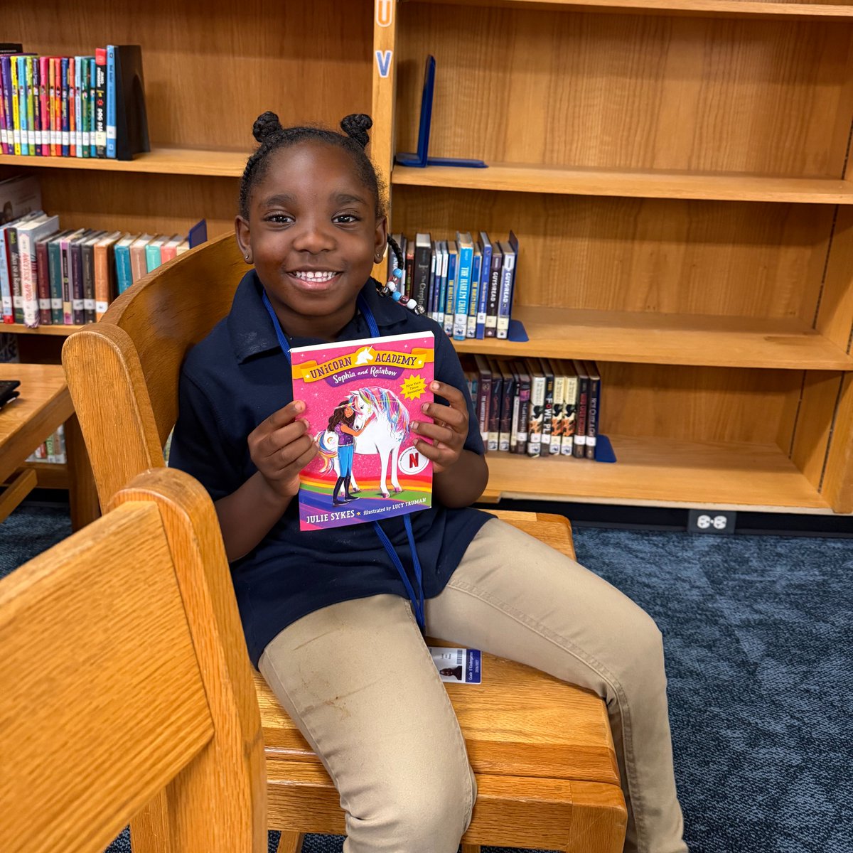 DallasEdFound's tweet photo. A new chapter for @dallasschools' Stevens Park Elementary! 📚 Thank you, @AtmosEnergy, for supporting a new book vending machine that celebrates student success and inspires reading!

https://t.co/UAPmfmsw3C

One District. 130,000 Reasons to Give. https://t.co/MmZfuTyfDv