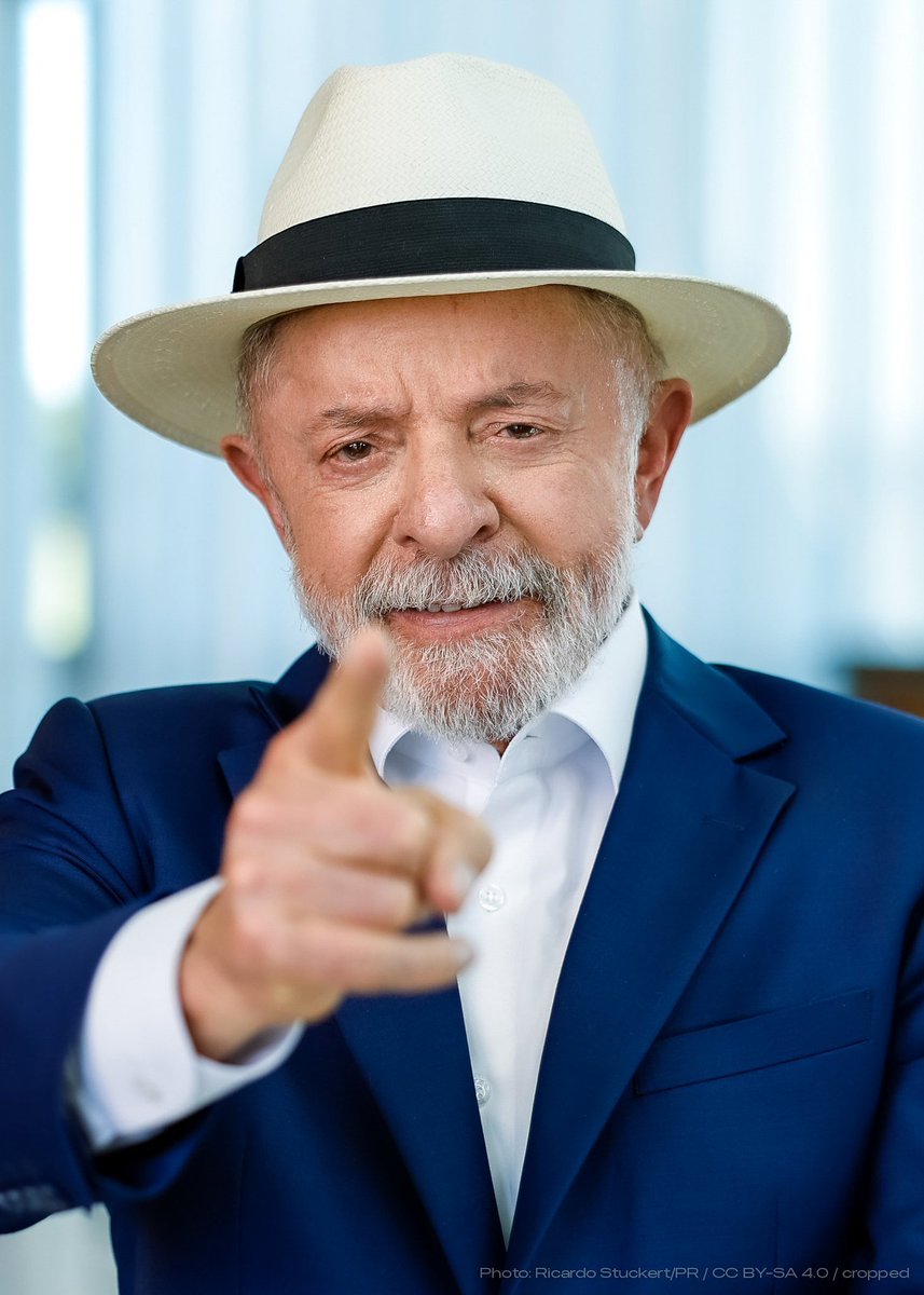NP__Oficial's tweet photo. 🚨 BREAKING NEWS l Lula diz que vai mandar ao presidente do TSE sigilos bancário e telefônico dele e dos filhos e cobra Flávio Bolsonaro a fazer o mesmo

#FlavioIncitaViolencia 
#LulaNoSBT
#ExercitoSegueEmCampo https://t.co/18ylF1I8z4