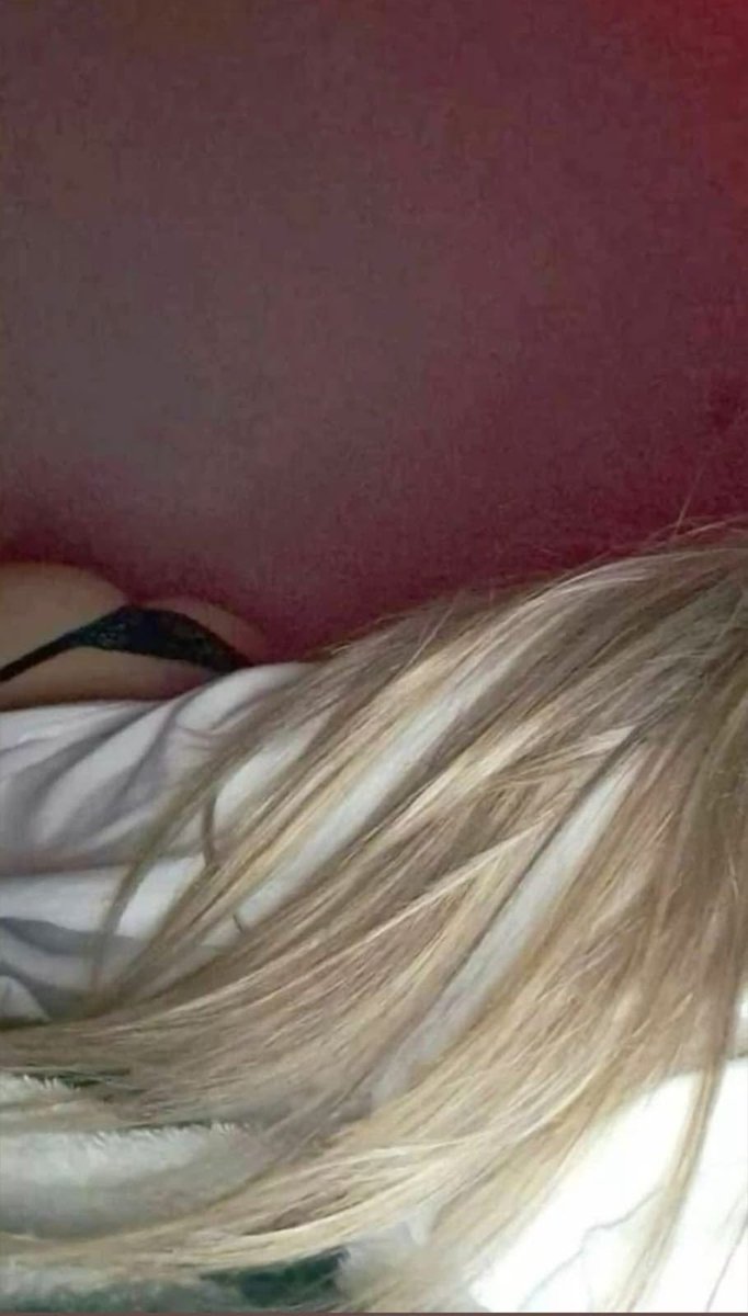 Lola0dp's tweet photo. Bonne nuit mes loulous https://t.co/5gQge80G03