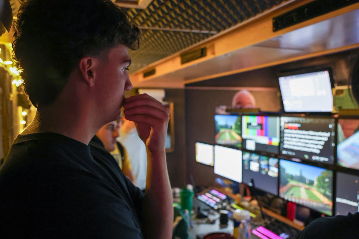 uiowa's tweet photo. The third most-watched regular season College GameDay EVER happened in Iowa City. 🤯

School of Journalism students got a peek behind the curtain to see how one of college football’s biggest shows comes to life 🎥 https://t.co/414sFaQFxB