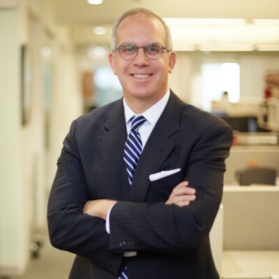 PodcastGuests's tweet photo. Howard Ankin is the founder of Ankin Law, a leading Illinois injury firm, and a high-profile Chicago attorney known for #PersonalInjuryLaw and #LegalExpertise. Book him on your podcast.
https://t.co/GAyq3nSTuZ https://t.co/x0zo7zeqWi