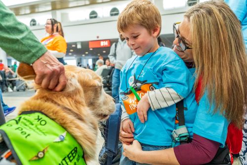 flySEA's tweet photo. Over the weekend, we teamed up with the @ArcofKingCounty, @United, @TSA, and @McD_WesternWA to host our second Wings for All event of the year. https://t.co/wGLnNXCXVa https://t.co/fPd8lJgJrB