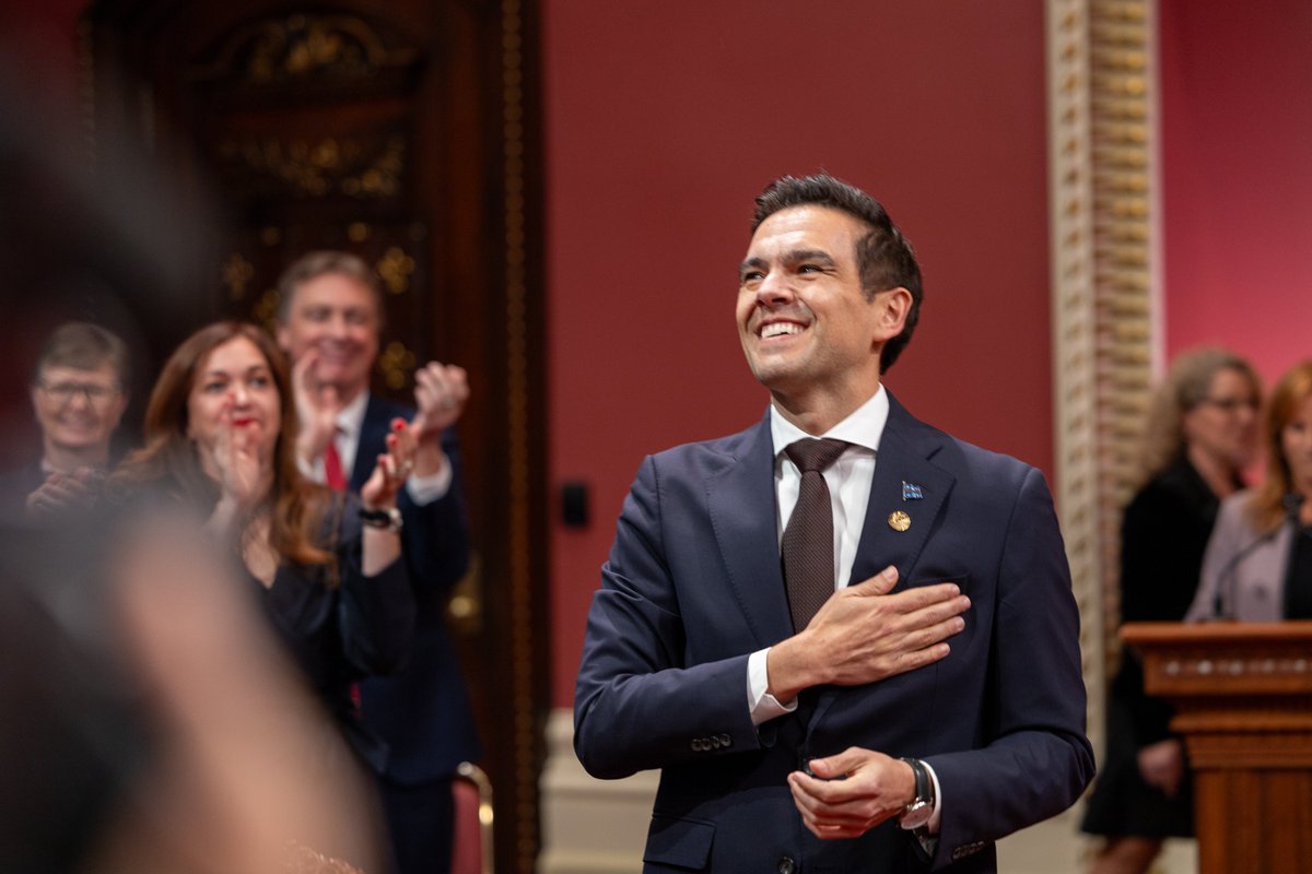 CharlesMilliard's tweet photo. C’est un immense privilège de devenir député à l’Assemblée nationale du Québec, et ce privilège s’accompagne d’une grande responsabilité.

À partir d’aujourd’hui, nous représentons l’ensemble des citoyens, quelles que soient leurs convictions et quel que soit leur vote.

Je veux remercier personnellement les citoyens d’Orford qui m’ont fait l’honneur de m’élire pour les représenter.

Je vous remercie pour la confiance que vous m’avez accordée et je compte travailler chaque jour pour m’en montrer digne.

#PLQ #PolQc