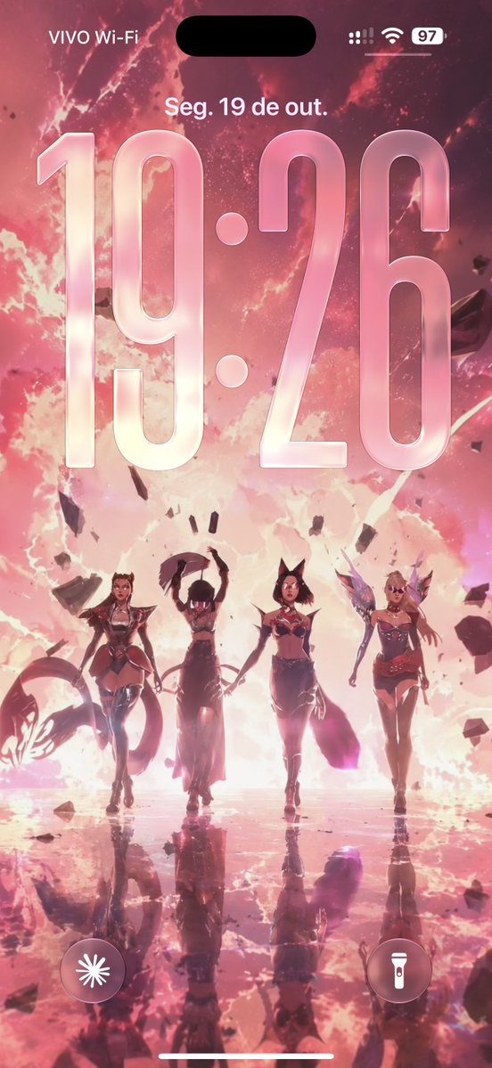 carlosbuenox's tweet photo. Esse wallpaper vai ficar por um bom tempo. #KDA https://t.co/3bA4cCOLMR