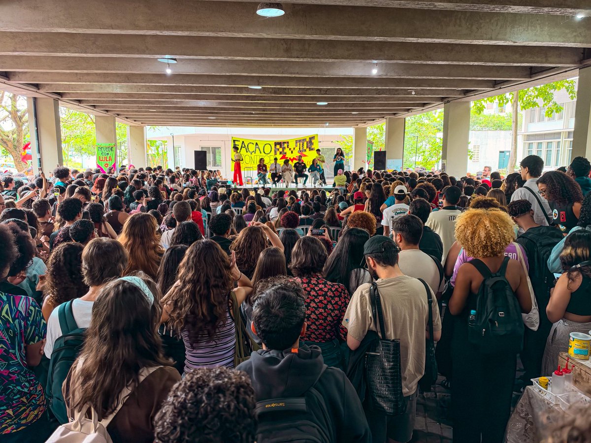 cortezpsol's tweet photo. A UFF vai virar. https://t.co/JJqrk3Jkgd