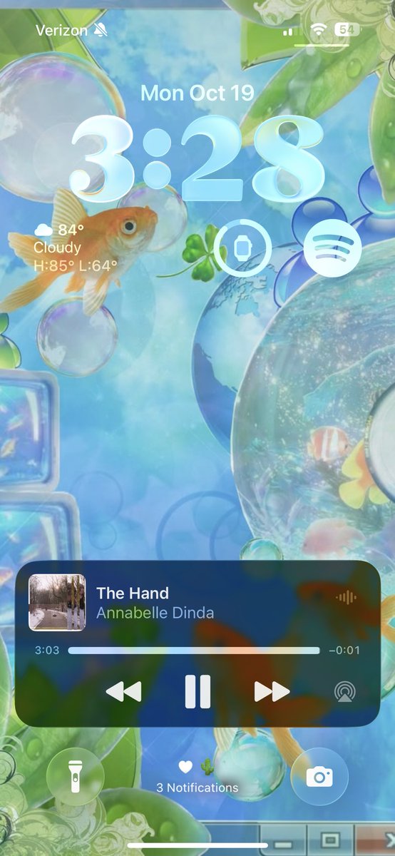 tinmanhasaheart's tweet photo. sharing is caring 

profile
lock screen 
last song played
pinterest (but i don’t use mine) https://t.co/kTiY9AFA1R